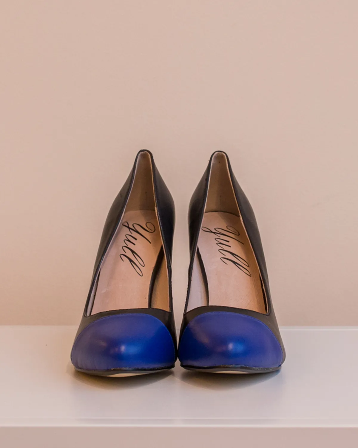 Beaulieu Court Heel | Black & Royal Blue