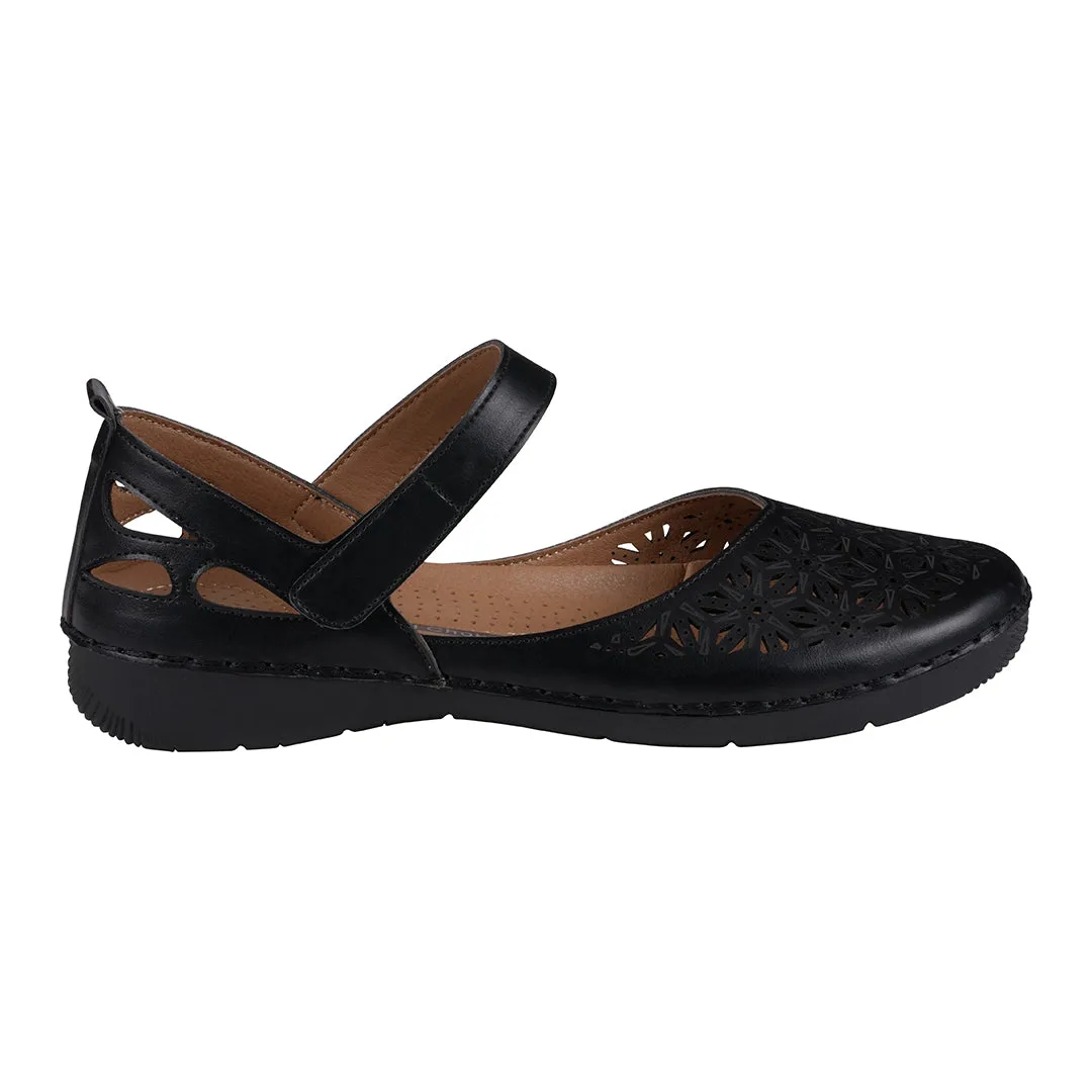 Faryn Black Close Toe Velcro Flats