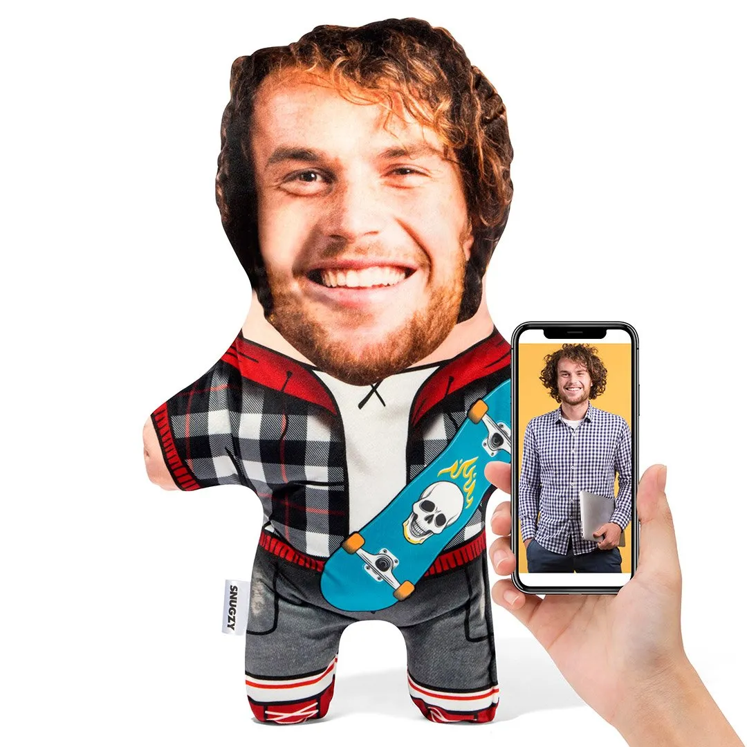 Skateboarder Mini Me